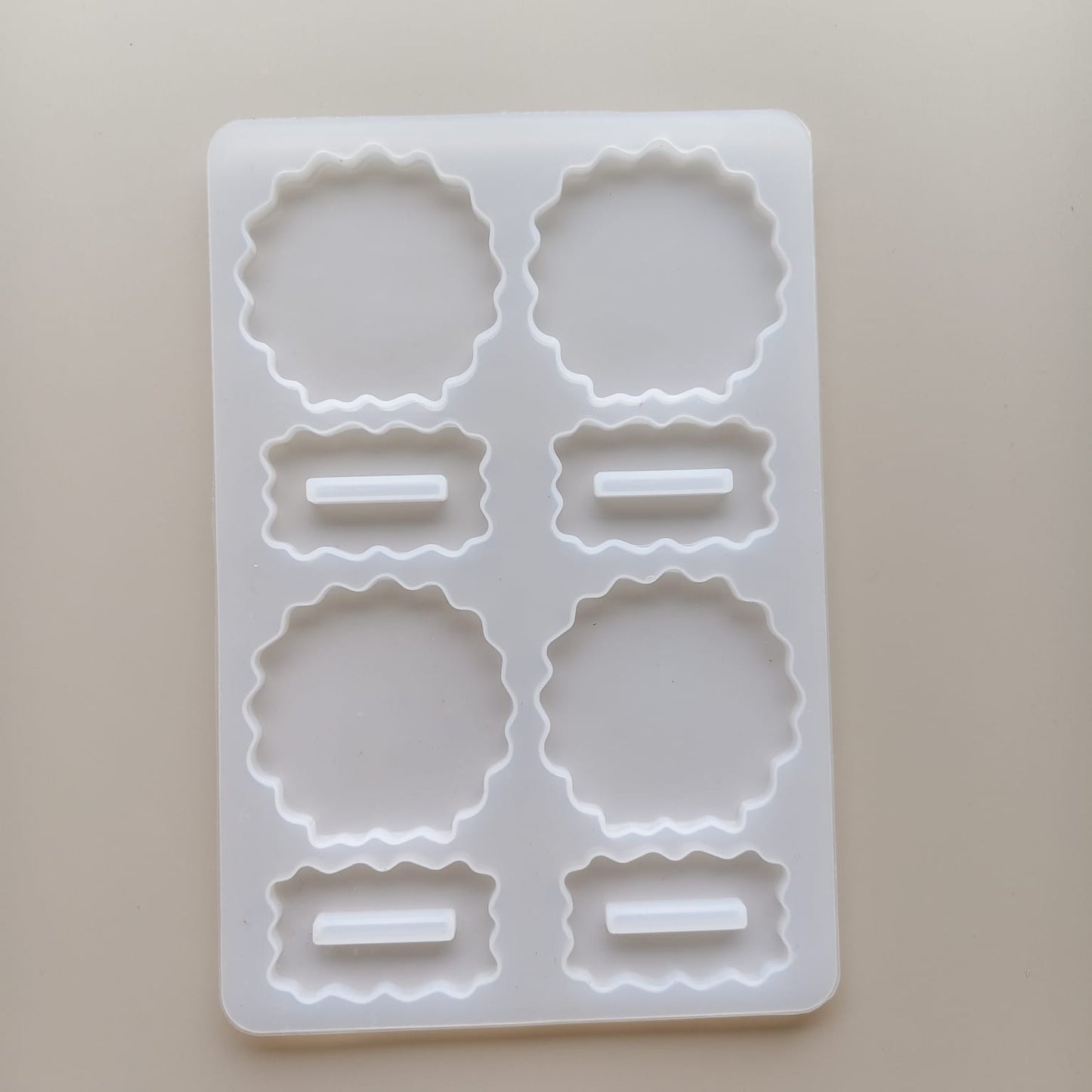 4 cavity small photo Frame
