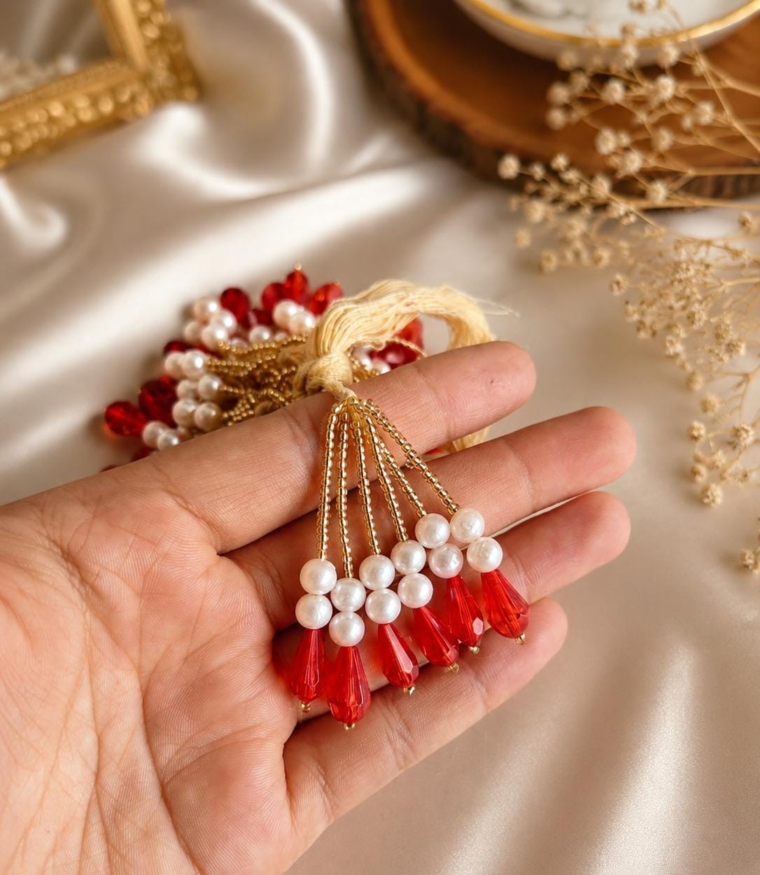 Red Pearl / Crystal Drop Latkan