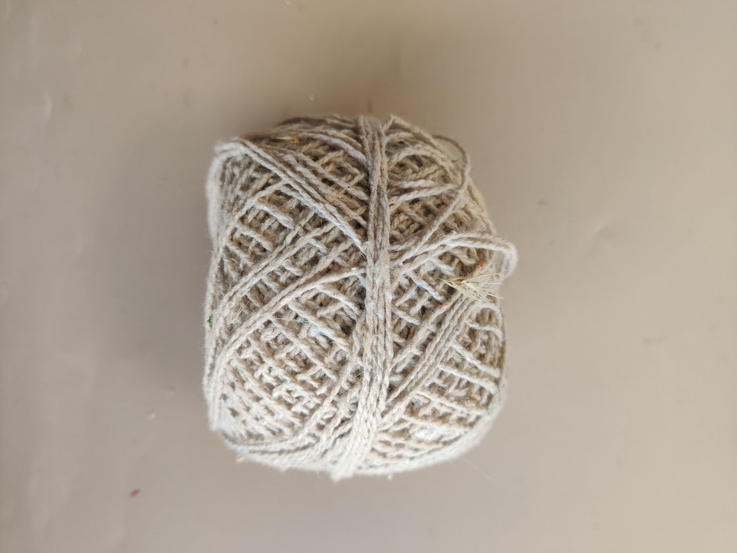 Cotton thread roll