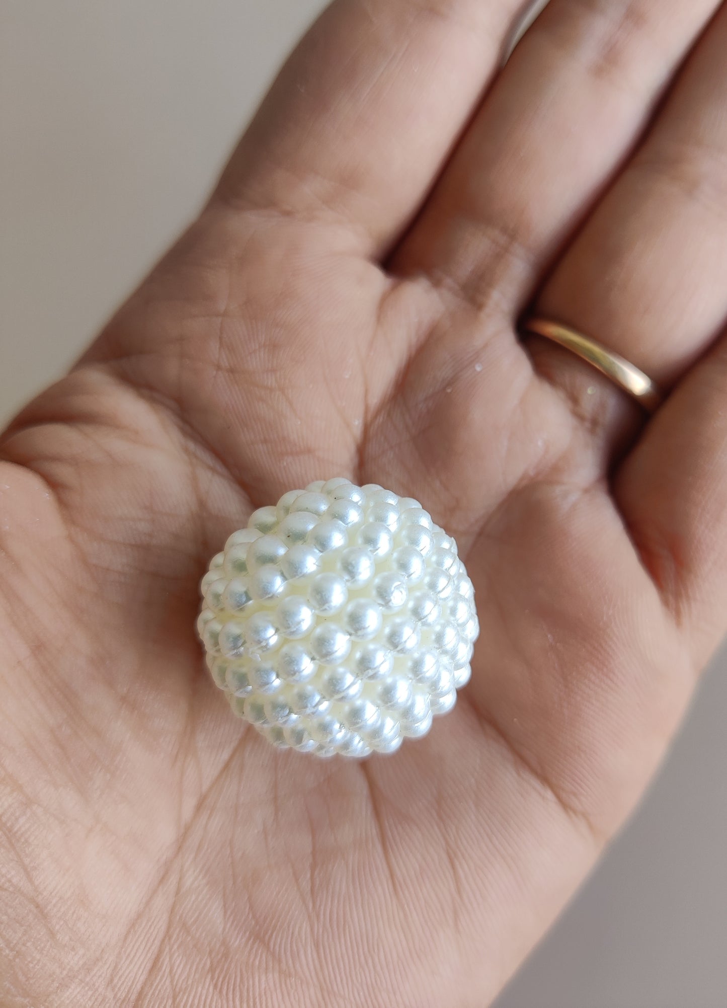Pearl beads ball