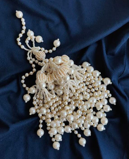 Heavy Long Pearl Rakhi / Lumba Latkan