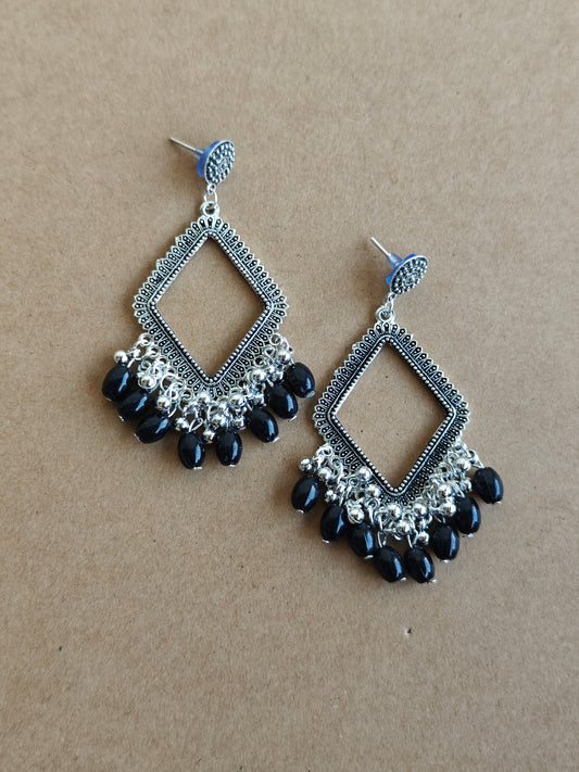 Earrings/Jhumka - Black C