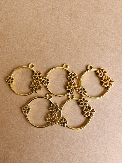 Flower bazel/Bezel pendant