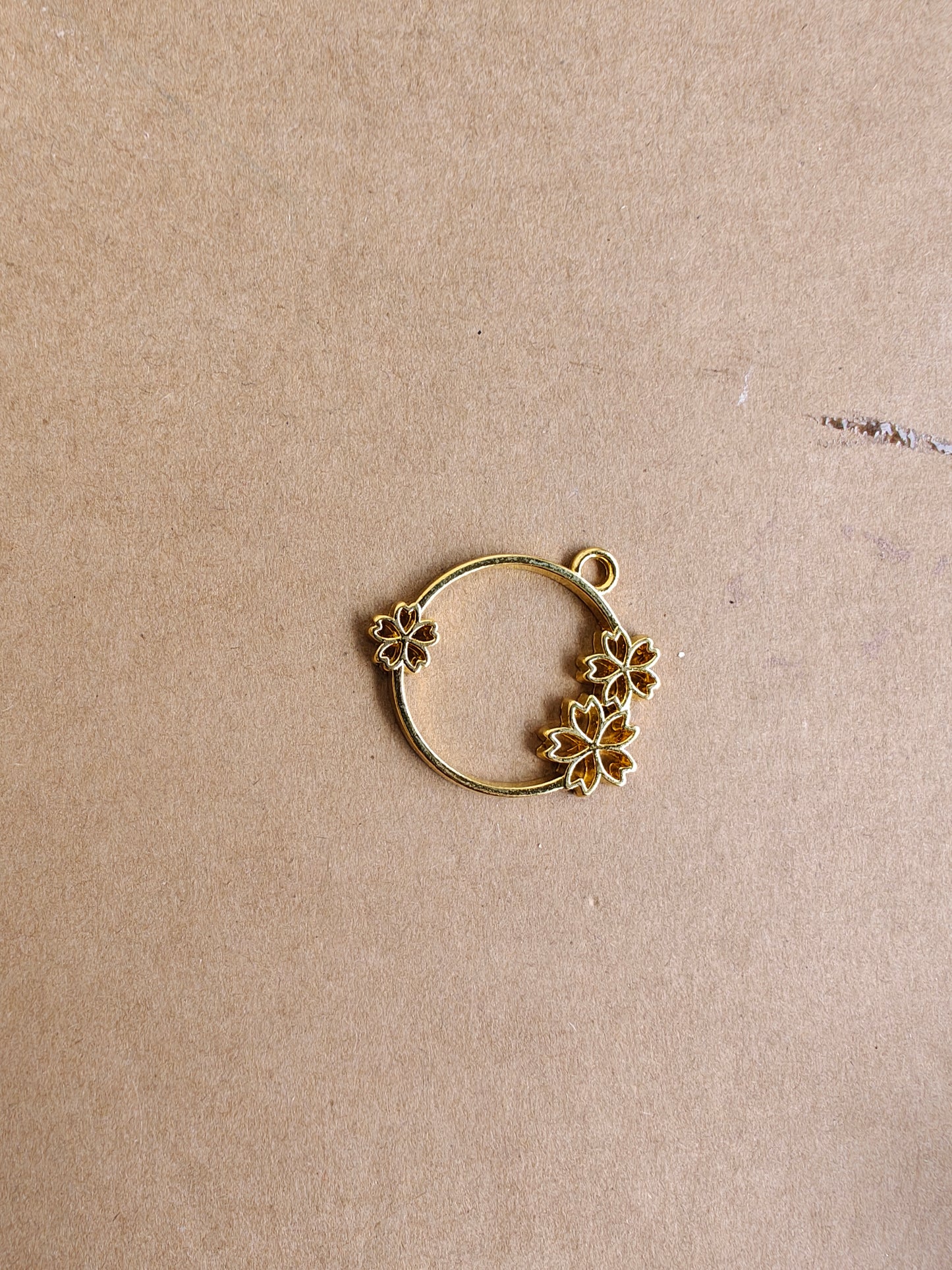 Flower bazel/Bezel pendant