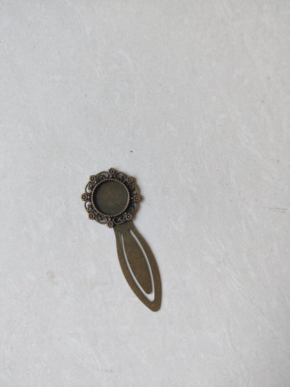 Vintage / Antique Pendant Bookmark
