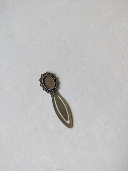 Vintage / Antique Pendant Bookmark