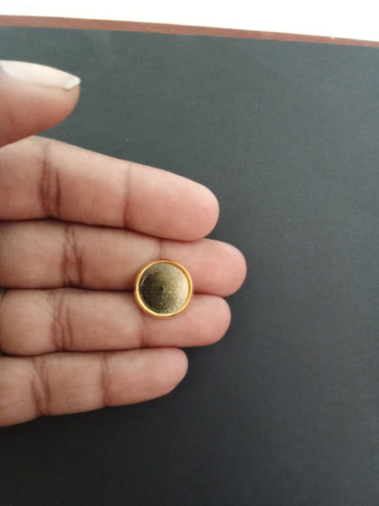 Golden Earring Base Stud