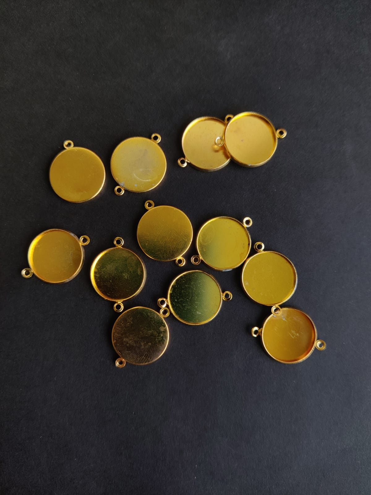 Golden Bracelet Bazel