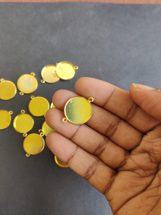 Golden Bracelet Bazel