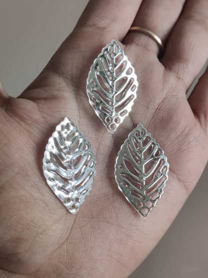 Plastic Leaf Charm