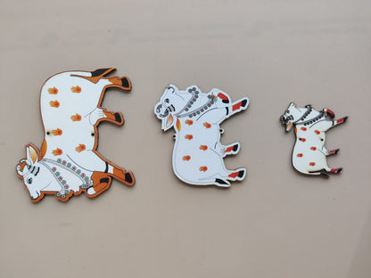 Cow cutout - Pair