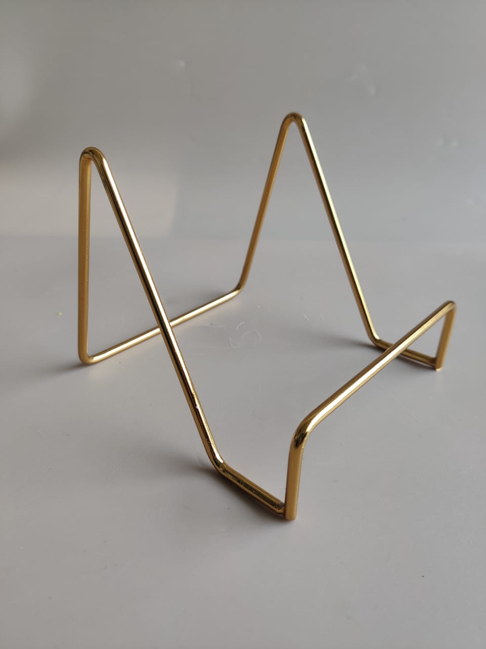 Non foldable Metal Stand - designer