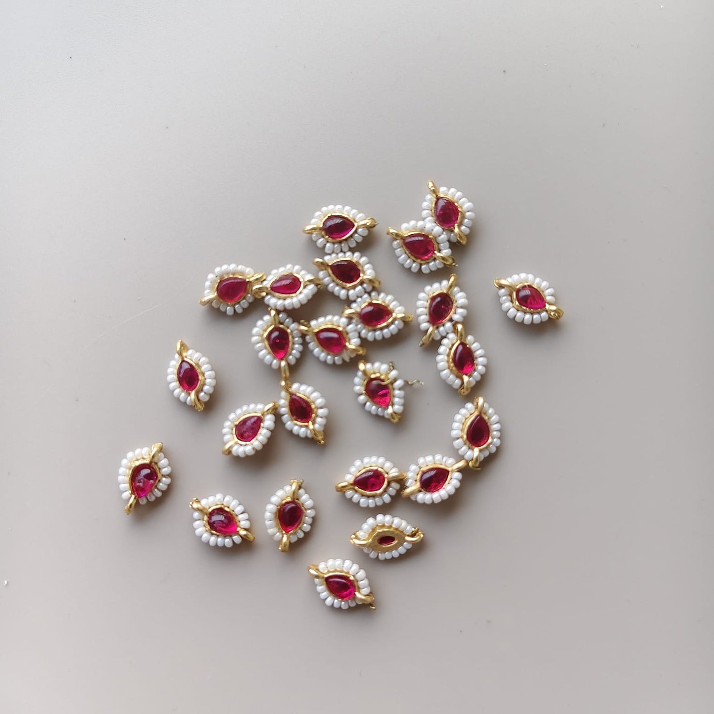 Pearl & red  Kundan Rakhi beads