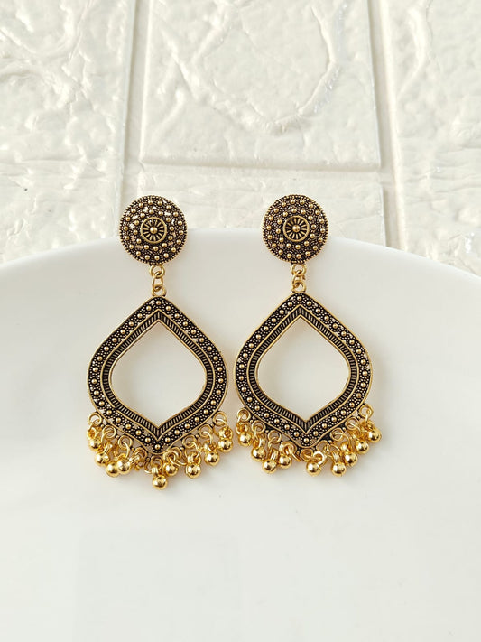 Leaf Shape Golden Earrings / Jhumka