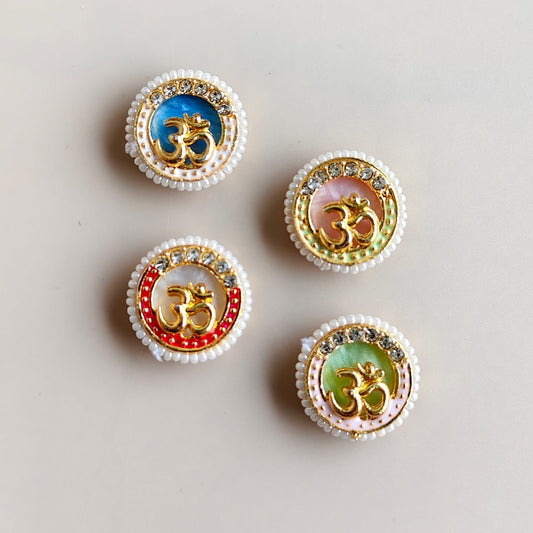 Om Kundan Charms