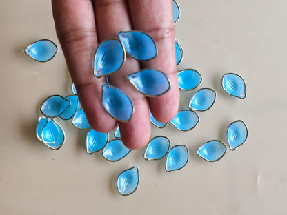 Acrylic flower petals/ Plastic Petals