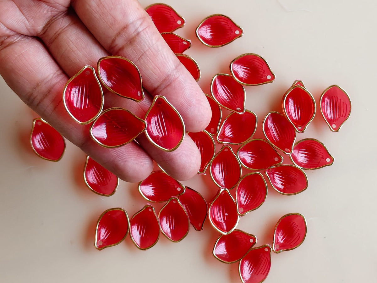 Acrylic flower petals/ Plastic Petals