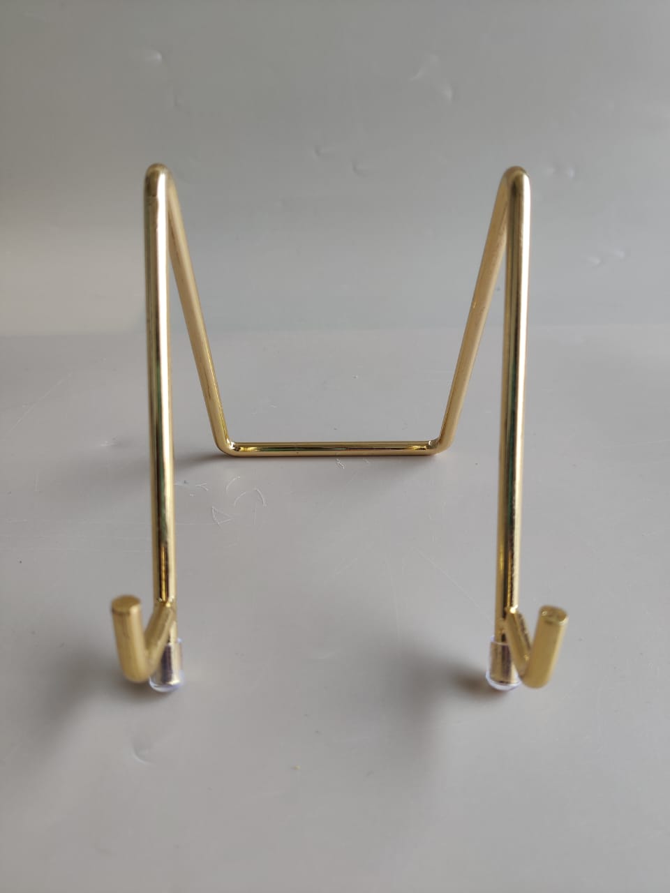 Non foldable Metal Stand