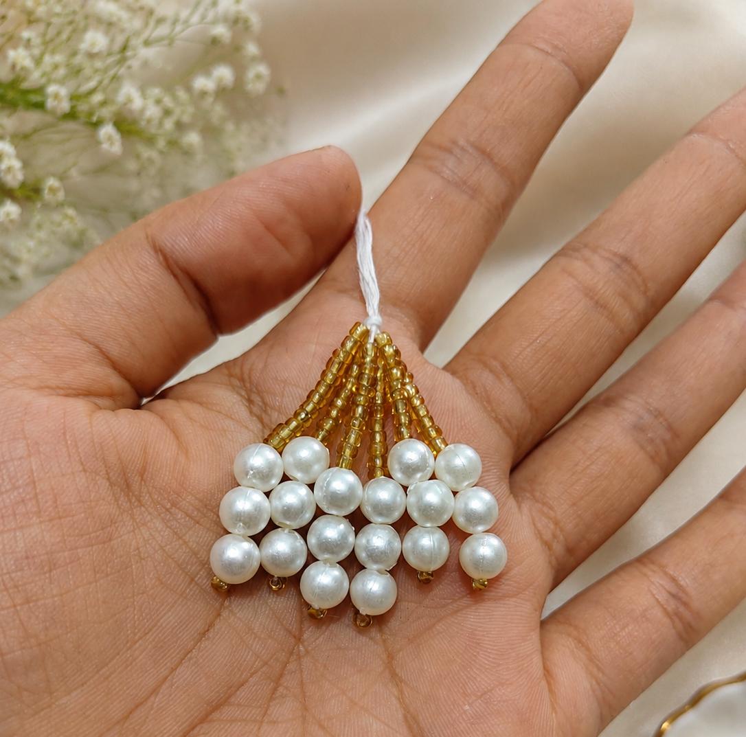 3 moti cream Latkan /lumba tessels