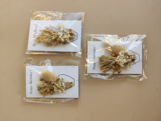 Flower bunch, gift card, flower bouquet - White