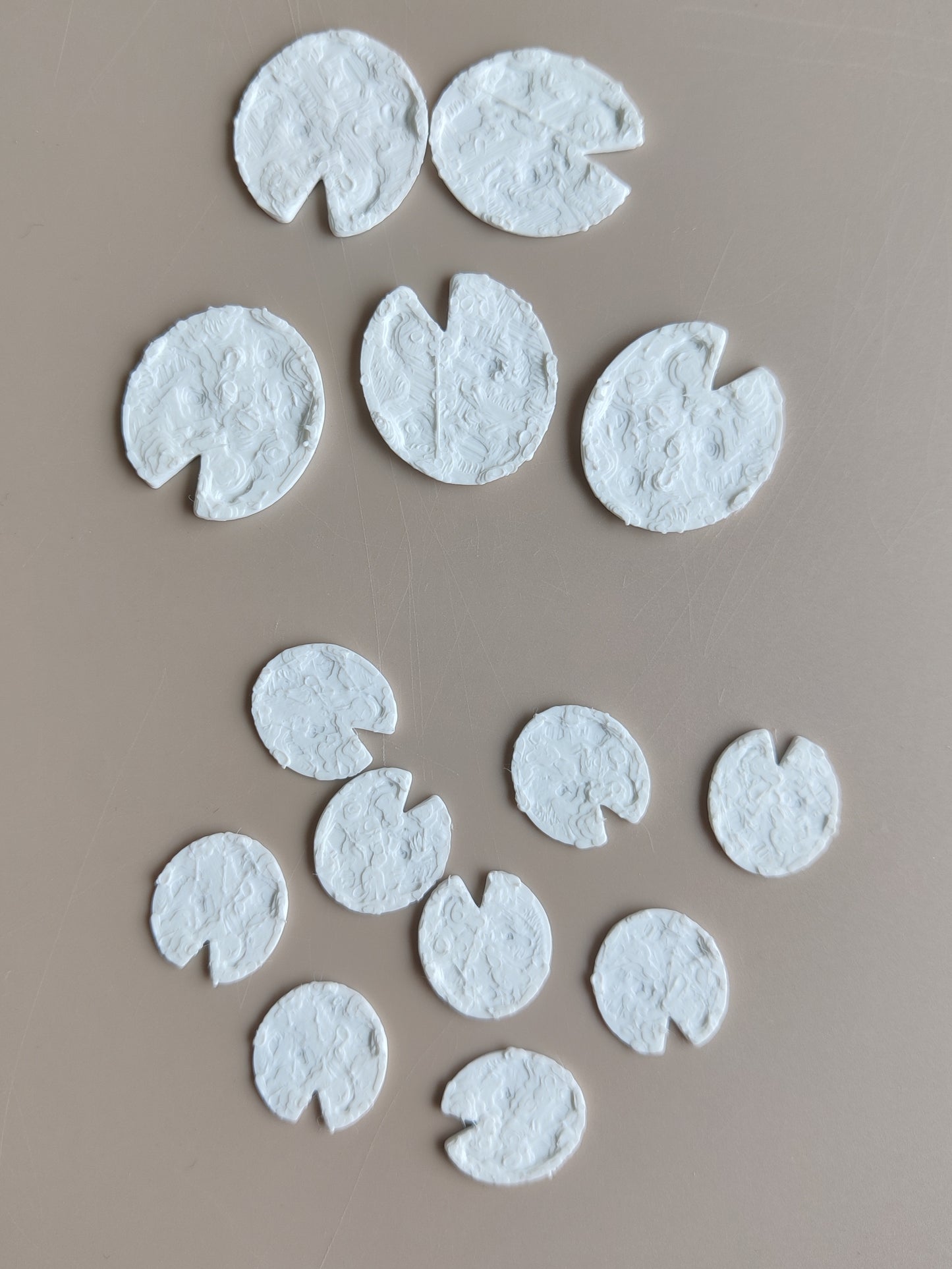 Lotus pond leaf miniature