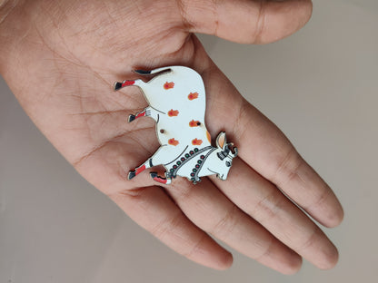 Cow cutout - Pair