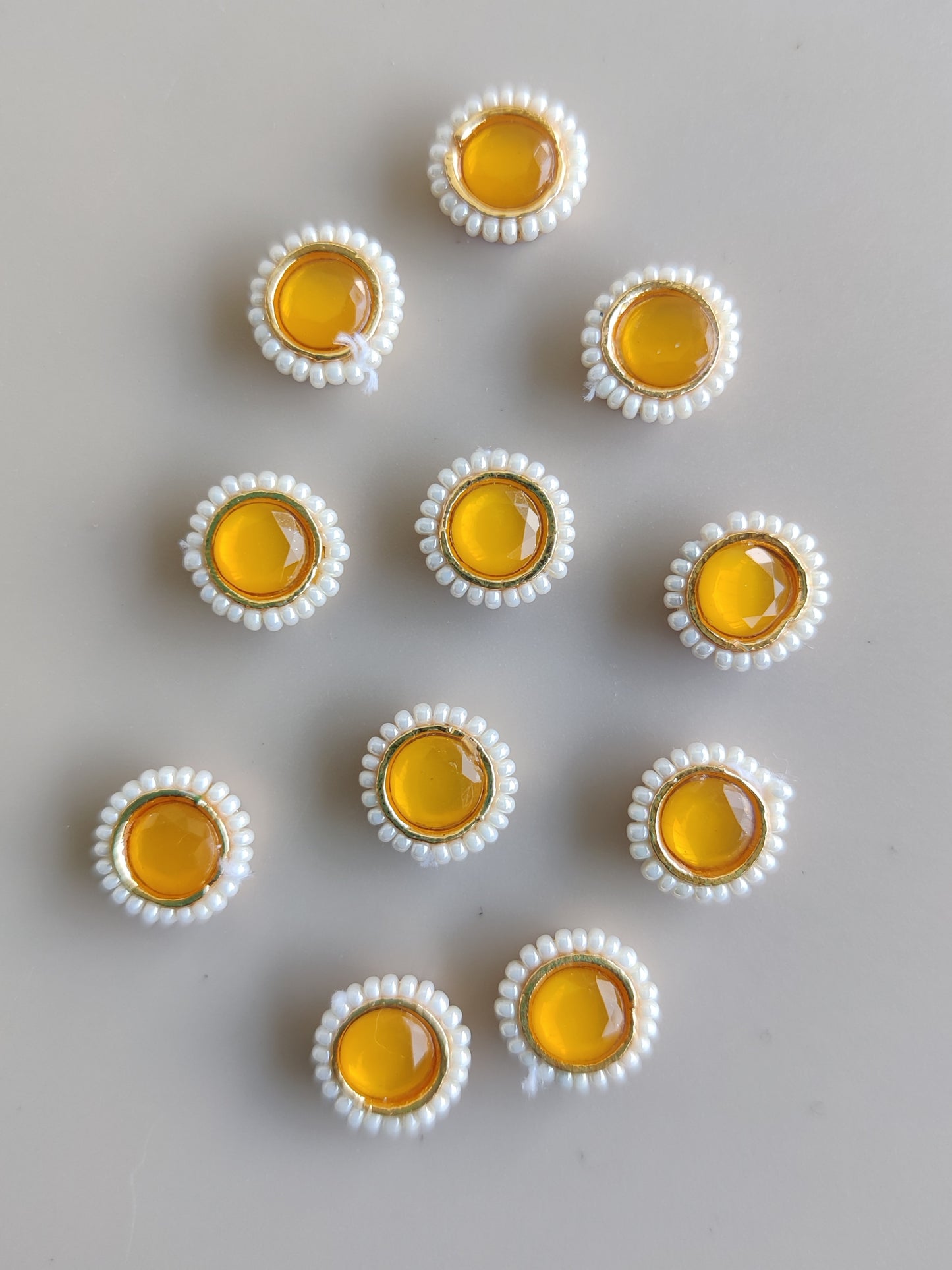 Stone pearl round charms