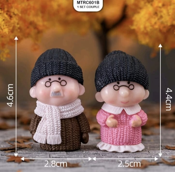 Old age couple Miniature