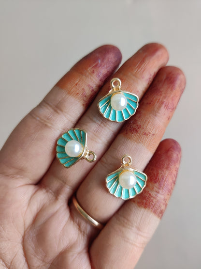 Sea shell bezel