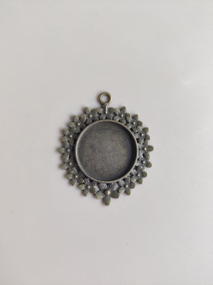 Vintage / Antique Bezel pendant- C