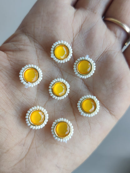 Stone pearl round charms
